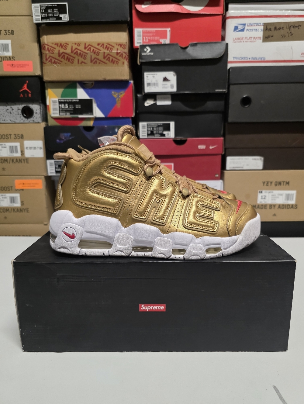 NIKE X SUPREME AIR MORE UPTEMPO